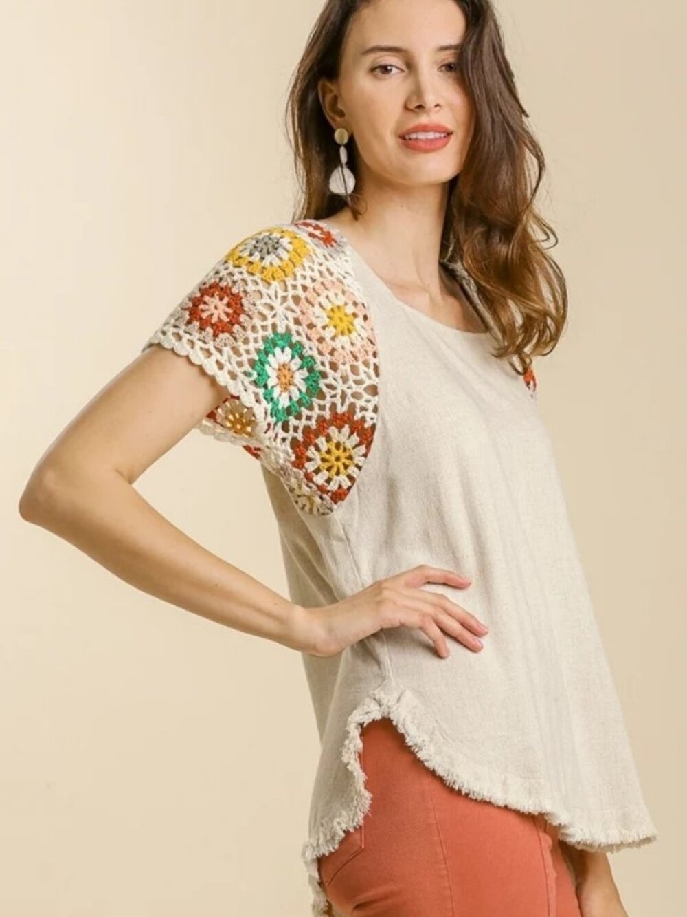 Umgee High-Low Crochet Sleeve Top Cayenne - Picture 7 of 7